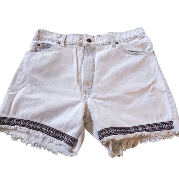 ‎Levi's vintage upcycled jean shorts size 36 - Picture 1 of 9
